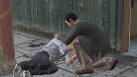 El traductor socorriendo a Tao.