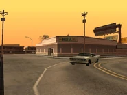 Idlewood 16.jpg (50 kB) El 24 Hour Motel, aquí podemos encontrar otro graffiti.