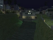 El final del canal y el motel Jetty Lounge.