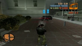 Claude disparando a los espías.