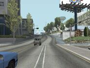 AutovíaLS11.jpg (242 kB) Inicio de la Autovía, saliendo de el Cruce de Mulholland.