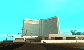 TheVisage 2.jpg (74 kB) Vista desde la parte baja del Harry Gold Parkway