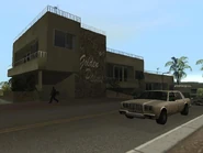 El motel The Golden Palms ubicado en Los Flores.