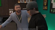 Franklin Presentación GTA-O.png (1,36 MB) Franklin ofreciendo asiento al personaje online en su despacho.