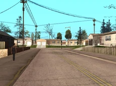 Casas grandes y lujosas dominan este barrio.