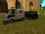 La Sweeper con su remolque.
