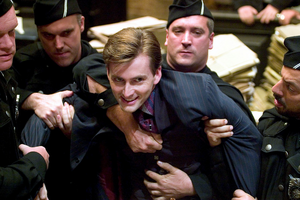 Barty Crouch Jr. siendo arrestado