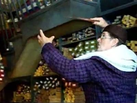 El  utilizando este hechizo.