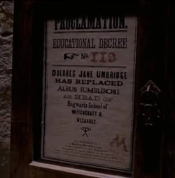 El Decreto Educacional n.º 28, como se mostró en la adaptación cinematográfica.