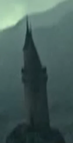 La Torre Oeste en las Reliquias de la Muerte