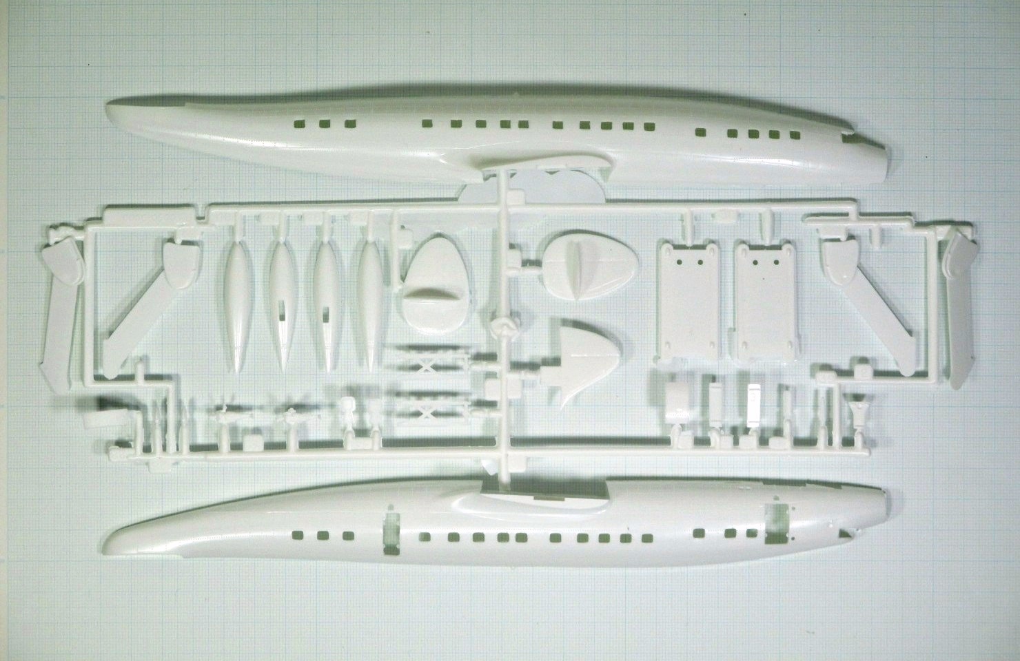 Monogram 1/134 6058 Super G Constellation | Encyclopedia of Scale 