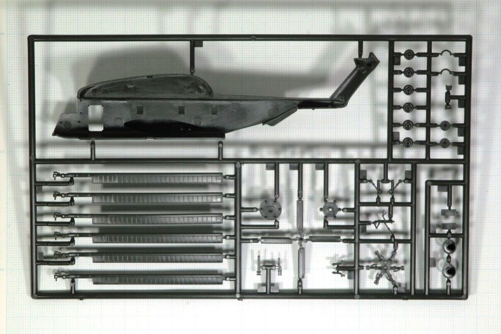 Revell/Germany 1/144 04065 Sikorsky CH-53G | Encyclopedia of Revell/Germany 1/144 04065 Sikorsky CH-53G | Encyclopedia of