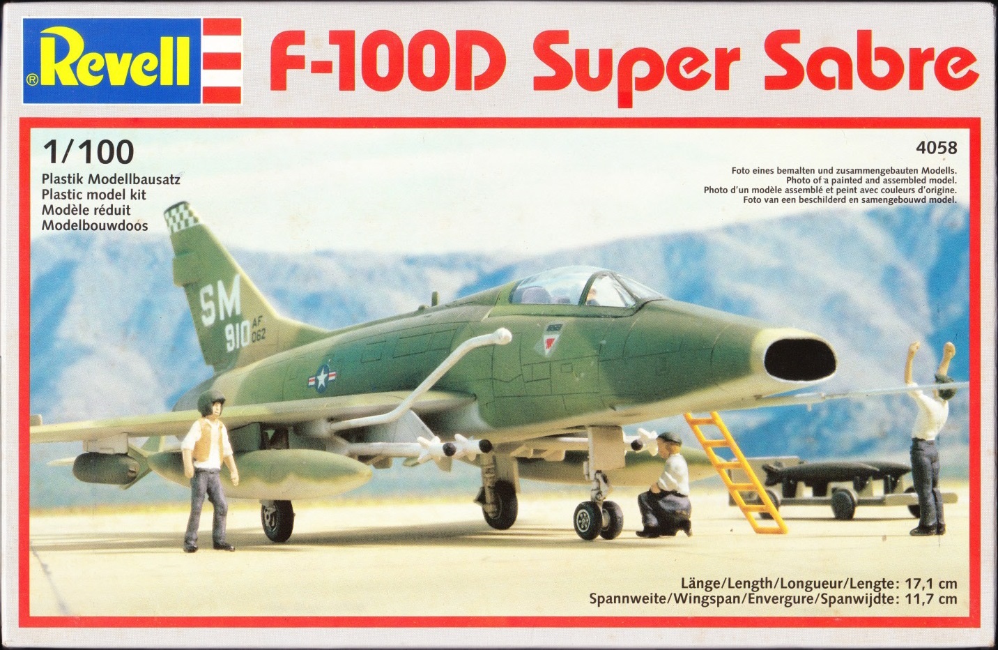 Revell/Germany 1/100 4058 F-100D Super Sabre | Encyclopedia