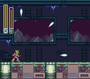 Mega Man X utilizando el Spin Wheel (cargado) en "Mega Man X2", SNES.