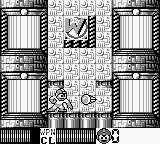 Mega Man utilizando el Crash Bomber en "Mega Man II", Game Boy.