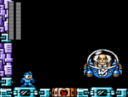 Mega Man enfrentando a La Wily Cápsula 2 en Mega Man (Game Gear)