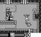 Mega Man utilizando el Rush Coil en "Mega Man II", Game Boy.