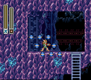 Mega Man X utilizando el Silk Shot para reunir Cápsulas de Armas en la "Mina de Cristales de Energía" en "Mega Man X2", SNES.