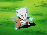 Marowak de Otoshi usando foco energía.