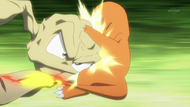 Geodude de Brock usando placaje sobre el Charmander de Rojo.