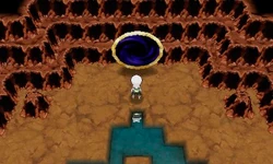 Anillo en el interior de la cueva.