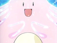 EP440 Chansey preparando campana cura.png (26 kB) Chansey de Aniceto usando campana cura. Primero su cuerpo se ilumina con un brillo azul...