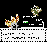 Machop usando patada baja en la segunda generación.