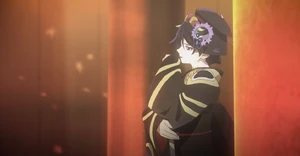 Tamao entrenando escena, en el peinado lleva una Luna Ball.