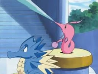 Gorebyss usando Pistola de agua.