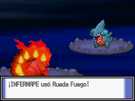 Infernape usando rueda fuego en Pokémon Diamante, Perla y Platino.