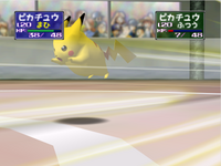 Pikachu usando ataque rápido en Pokémon Stadium (japonés).