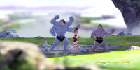 PAC02 Judith entrenando junto a Machop, Machoke y Machamp