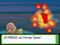 Hitmonlee usando patada ígnea en la cuarta generación.