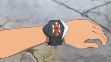La Solgaleostal Z en la pulsera que utiliza Ash.