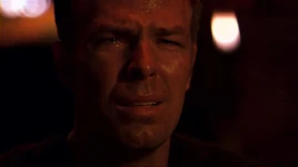 Martouf es torturado para que rebele la posición de la base de la Tok'ra