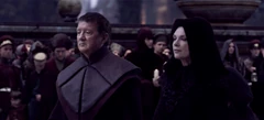Ruwee y su esposa, en la procesión del funeral de Padmé.