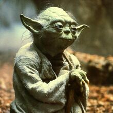 muñeco maestro yoda