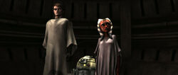 Anakin Ahsoka and R3-S6 search for R2-D2