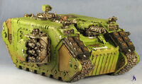 Miniatura de un Land Raider