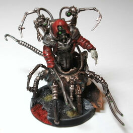 Miniatura de Kelbor Hal tras la Herejía Warhammer 40k Wikihammer Adeptus Mechanicum Oscuro