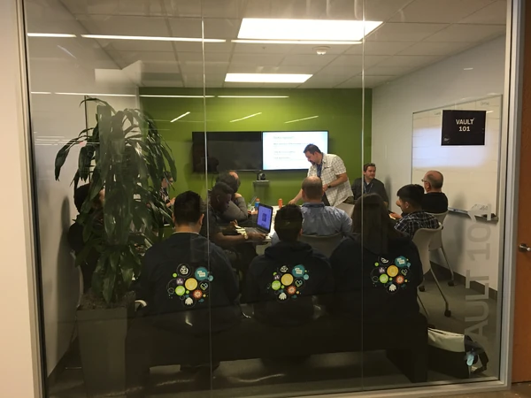  en uno de sus grupos de discusión sobre la portabilidad