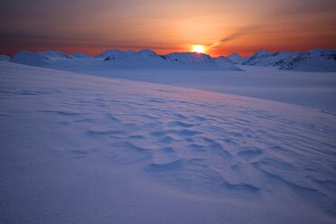 Alaska-cold-colorful-326157