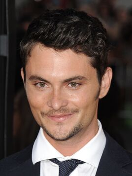 Shiloh Fernandez