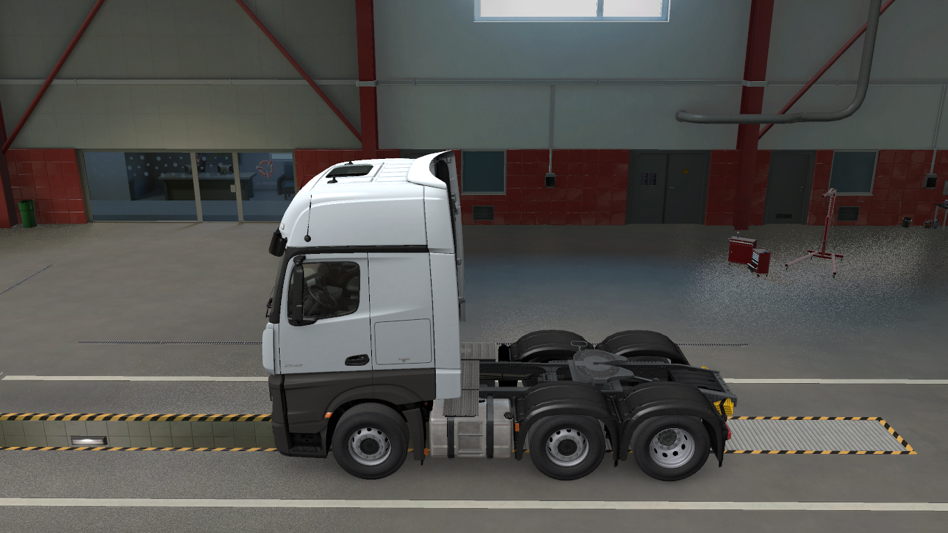 Euro Truck Simulator 2, now with the new Mercedes-Benz Actros