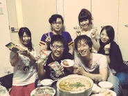 From left to right: 長尾ちえみ, DJ Command, 秋成 (back), FN2, Cocoa (back), LAN.na.