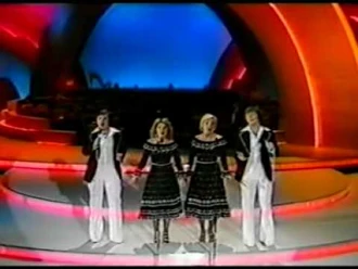 The_Swarbriggs_Plus_Two_-_It's_Nice_to_Be_in_Love_Again_-_Eurovision_1977_Ireland