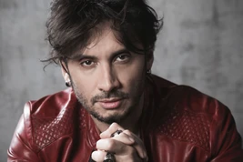 Fabrizio-moro-ho-sbagliato-in-passato-ora-cerco-pace-vsvrx