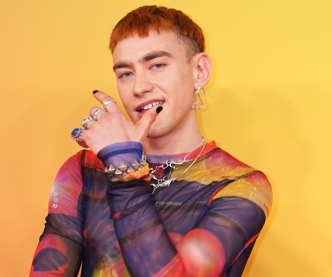 Olly alexander dizzy перевод песни