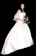 Amy-lee-her-wedding-day--large-msg-117996352027