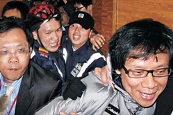 7865121375.jpg (23 KB)